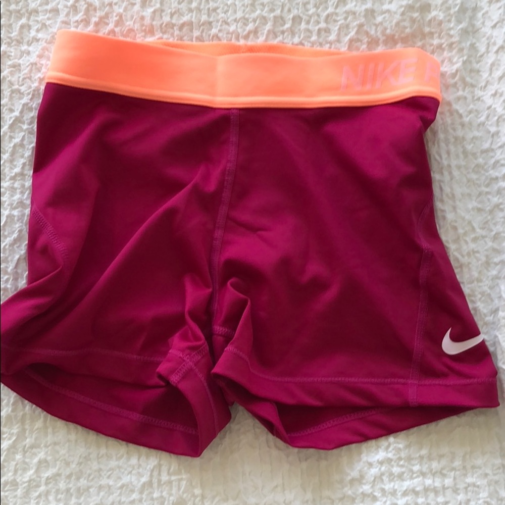 Nike shorts bundle - like new